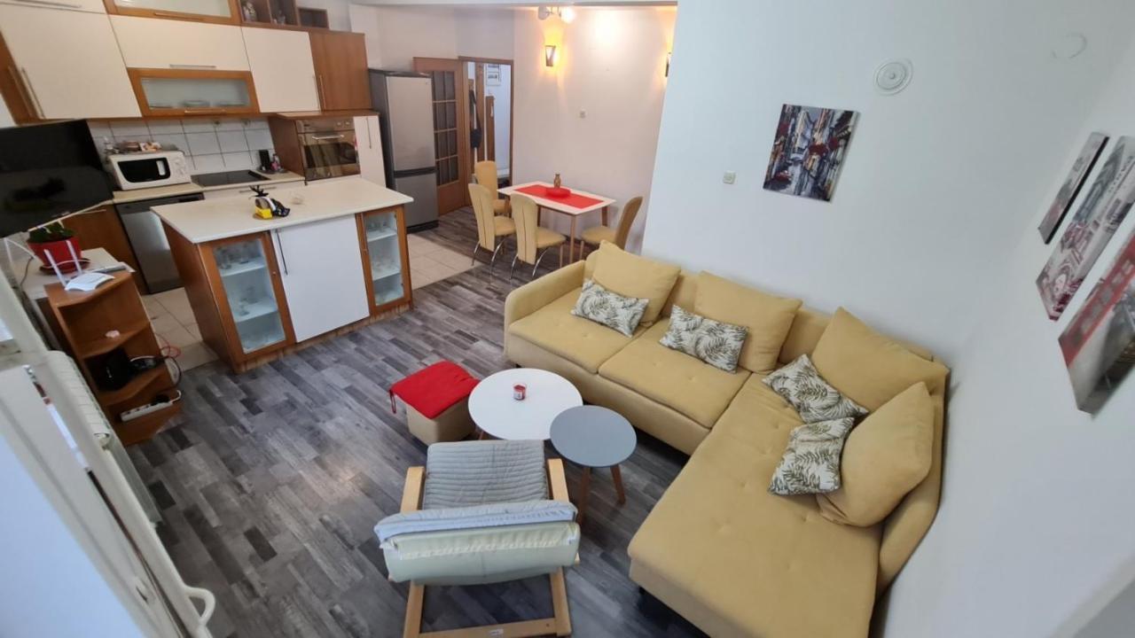Center Cosy Apartment Skopje Exterior foto